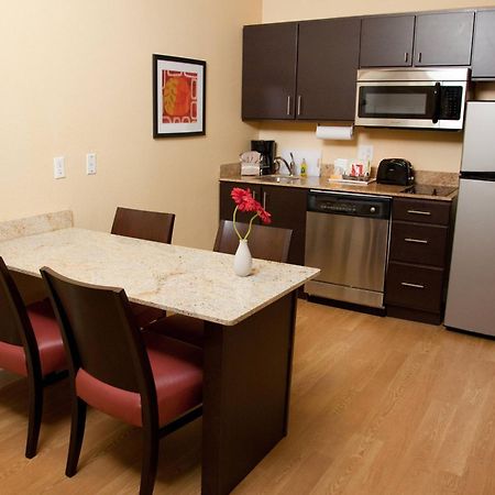 Towneplace Suites By Marriott Lake Jackson Clute Kültér fotó