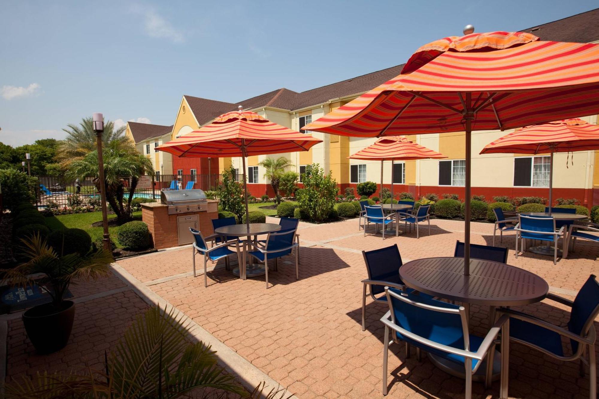 Towneplace Suites By Marriott Lake Jackson Clute Kültér fotó